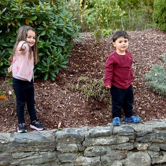 Meet your Posher, Danielle - Picture 16 of 16